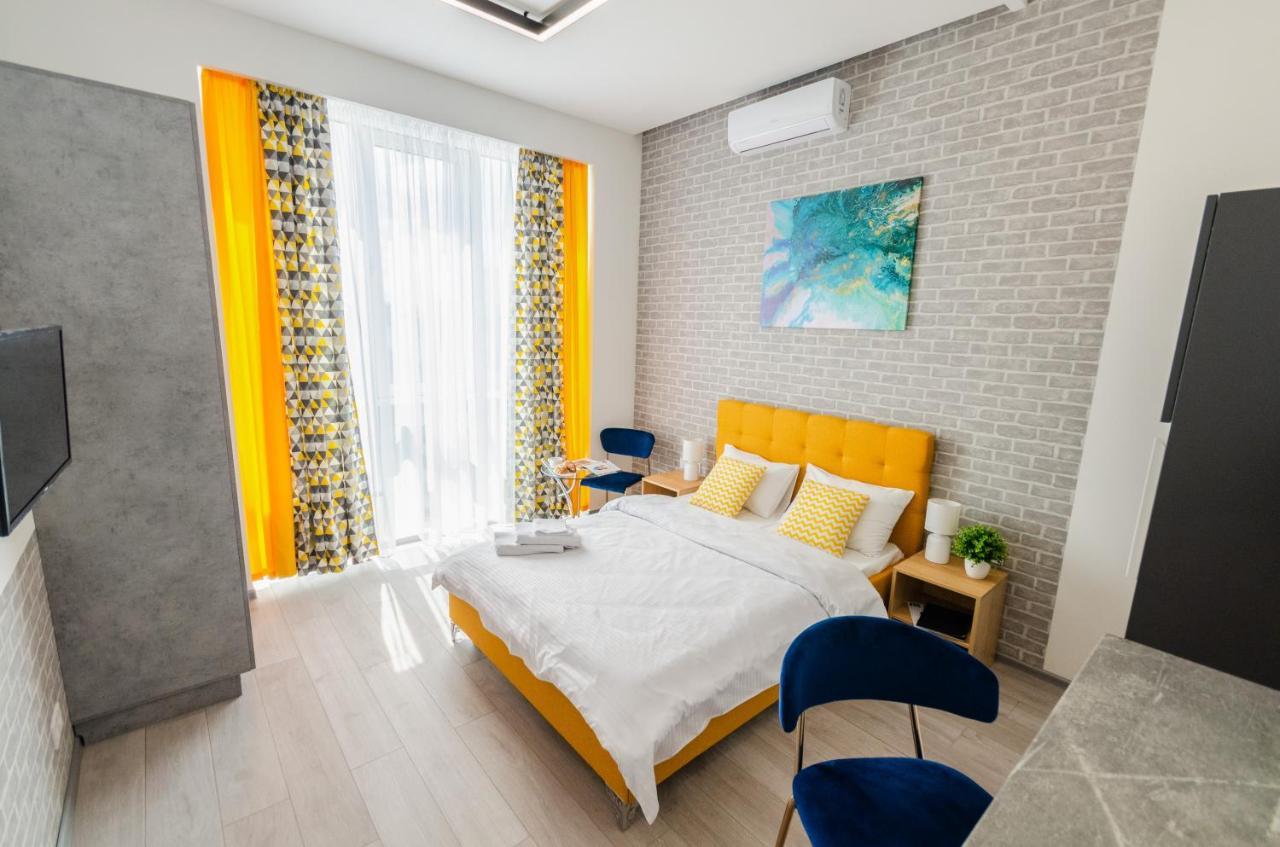 View Smart Apartment Kvartet Railway Station 4D Kyiv Exterior foto