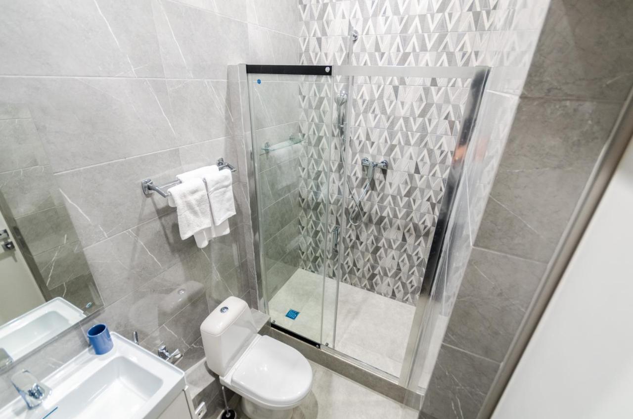 View Smart Apartment Kvartet Railway Station 4D Kyiv Exterior foto